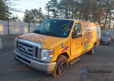 2013 Ford E-350 Super Duty Xlt z USA, uszkodzony, nr VIN 1FBSS3BL9DDA87699